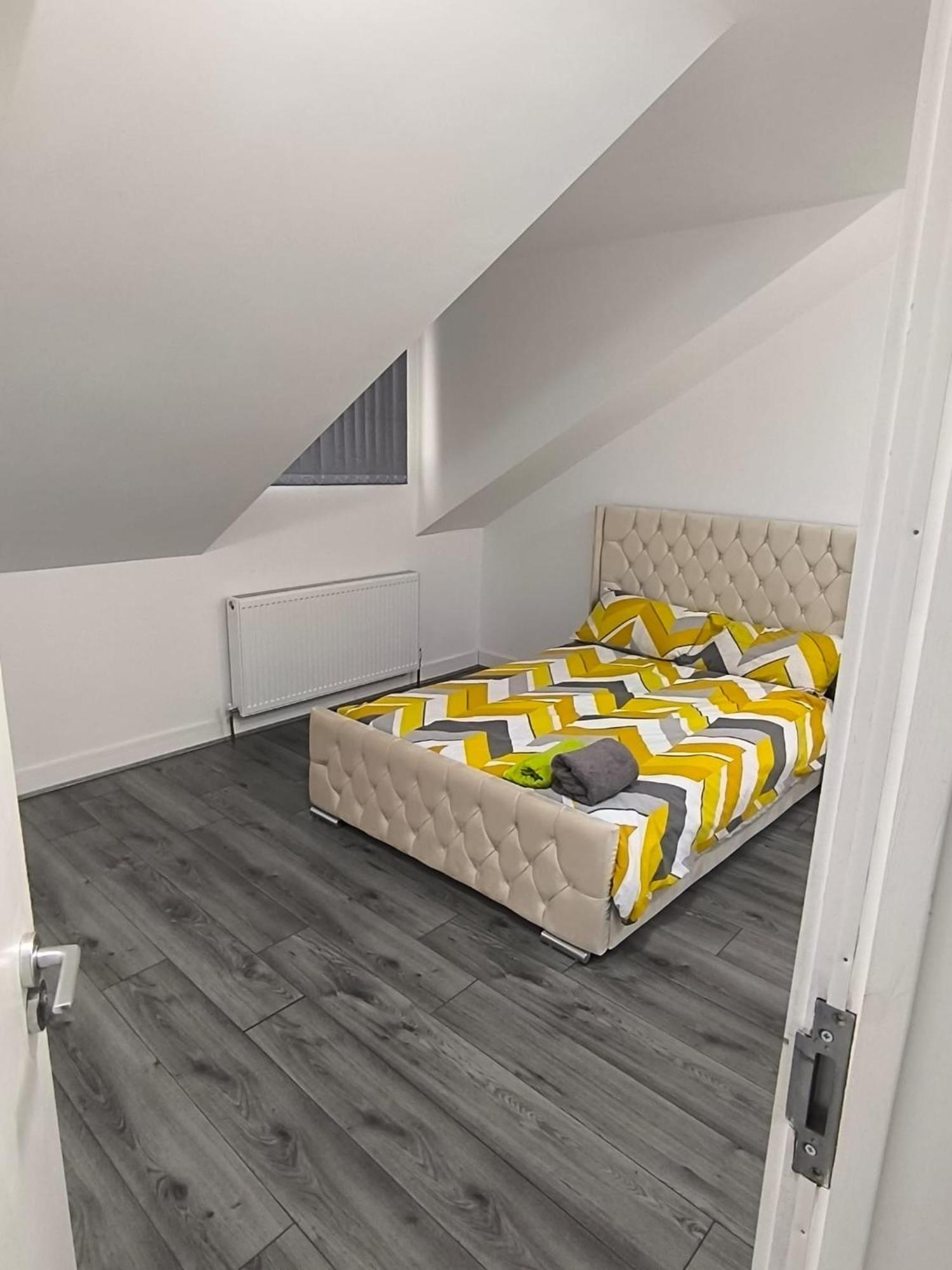 Spacious Full Home - Perfect For Families & Groups Oldbury  Dış mekan fotoğraf