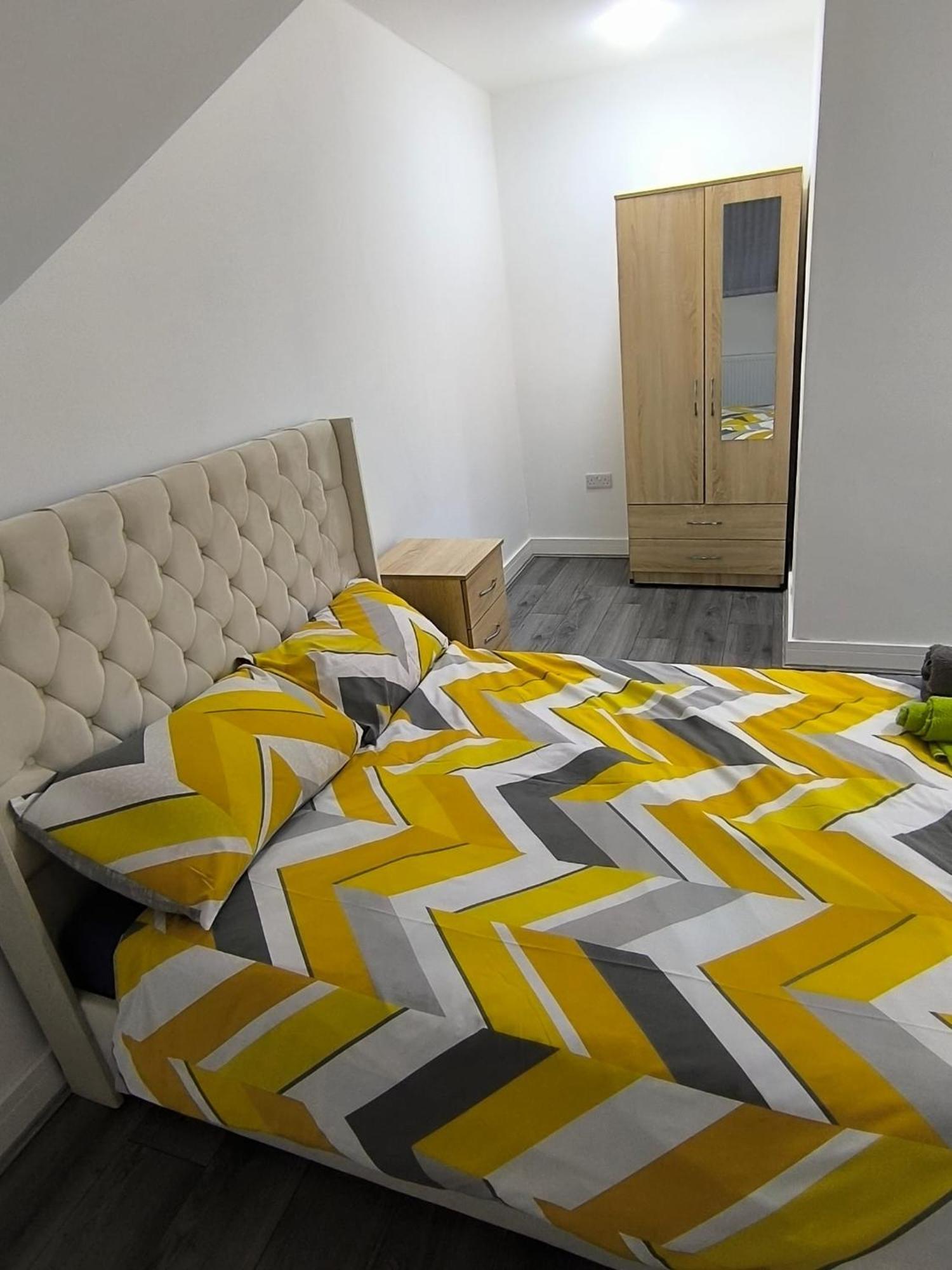 Spacious Full Home - Perfect For Families & Groups Oldbury  Dış mekan fotoğraf